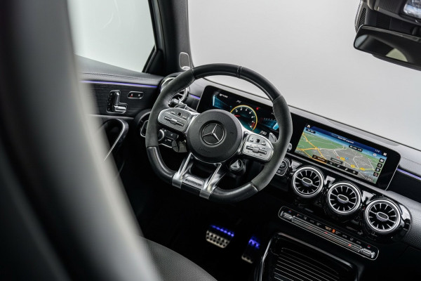 Mercedes-Benz A-Klasse AMG 45 S 4MATIC+ Premium Plus/Pano/Schaalstoelen/360/HUD