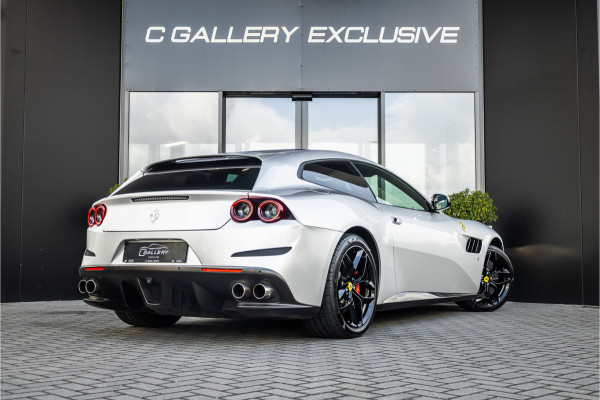Ferrari GTC4Lusso T 3.9 V8 - Panorama | Passenger Display | Memory | JBL