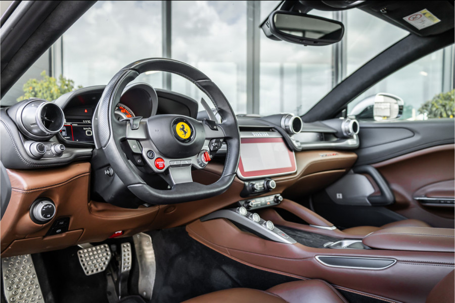 Ferrari GTC4Lusso T 3.9 V8 - Panorama | Passenger Display | Memory | JBL