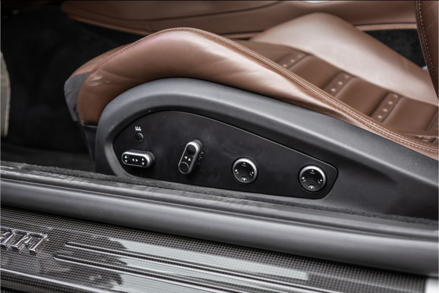 Ferrari GTC4Lusso T 3.9 V8 - Panorama | Passenger Display | Memory | JBL