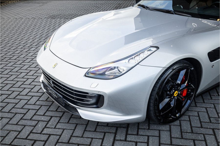 Ferrari GTC4Lusso T 3.9 V8 - Panorama | Passenger Display | Memory | JBL