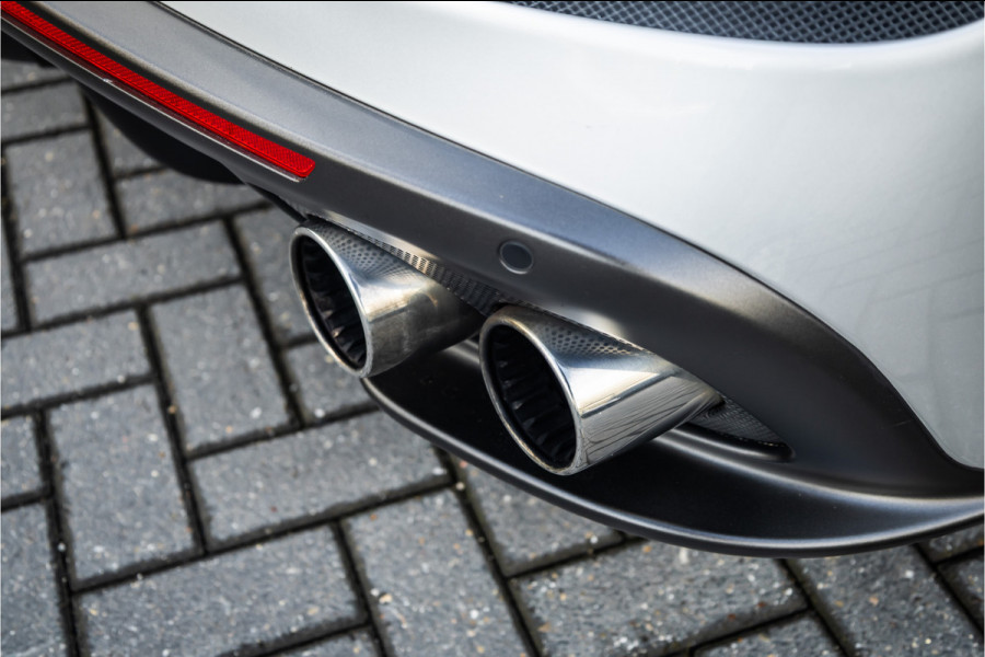 Ferrari GTC4Lusso T 3.9 V8 - Panorama | Passenger Display | Memory | JBL
