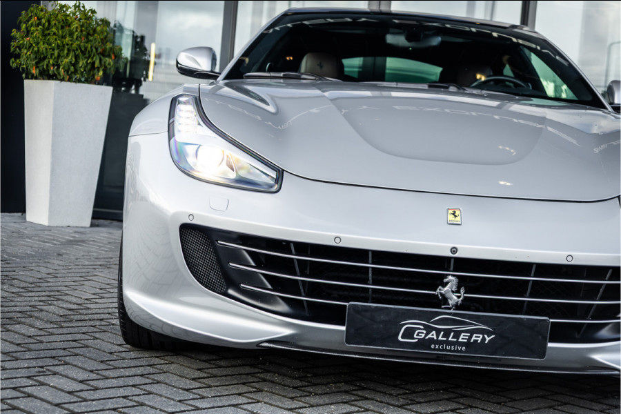 Ferrari GTC4Lusso T 3.9 V8 - Panorama | Passenger Display | Memory | JBL