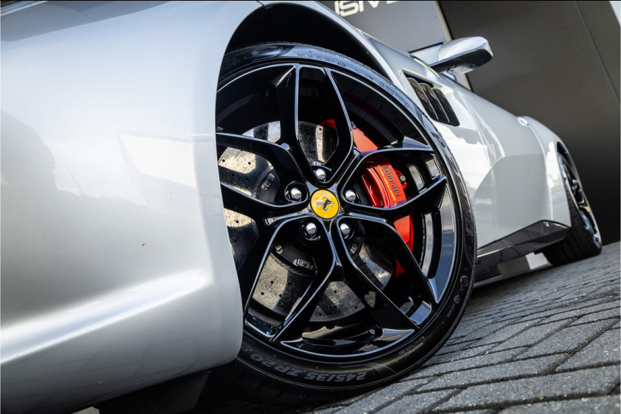 Ferrari GTC4Lusso T 3.9 V8 - Panorama | Passenger Display | Memory | JBL