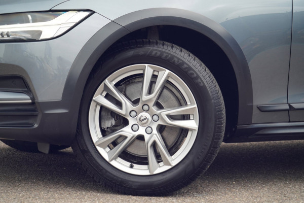 Volvo V90 Cross Country 2.0 T5 / NL-Auto / 133dkm NAP / Camera / Side-Assist / Leder / Navi / Cruise