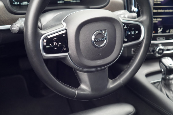 Volvo V90 Cross Country 2.0 T5 / NL-Auto / 133dkm NAP / Camera / Side-Assist / Leder / Navi / Cruise