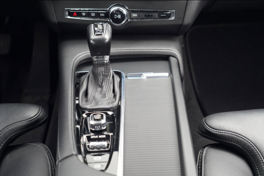 Volvo V90 Cross Country 2.0 T5 / NL-Auto / 133dkm NAP / Camera / Side-Assist / Leder / Navi / Cruise