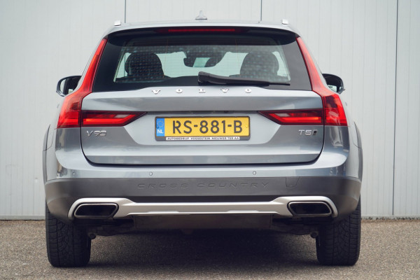 Volvo V90 Cross Country 2.0 T5 / NL-Auto / 133dkm NAP / Camera / Side-Assist / Leder / Navi / Cruise