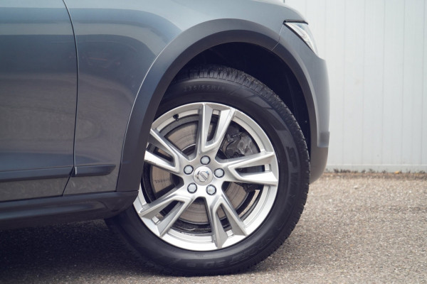 Volvo V90 Cross Country 2.0 T5 / NL-Auto / 133dkm NAP / Camera / Side-Assist / Leder / Navi / Cruise