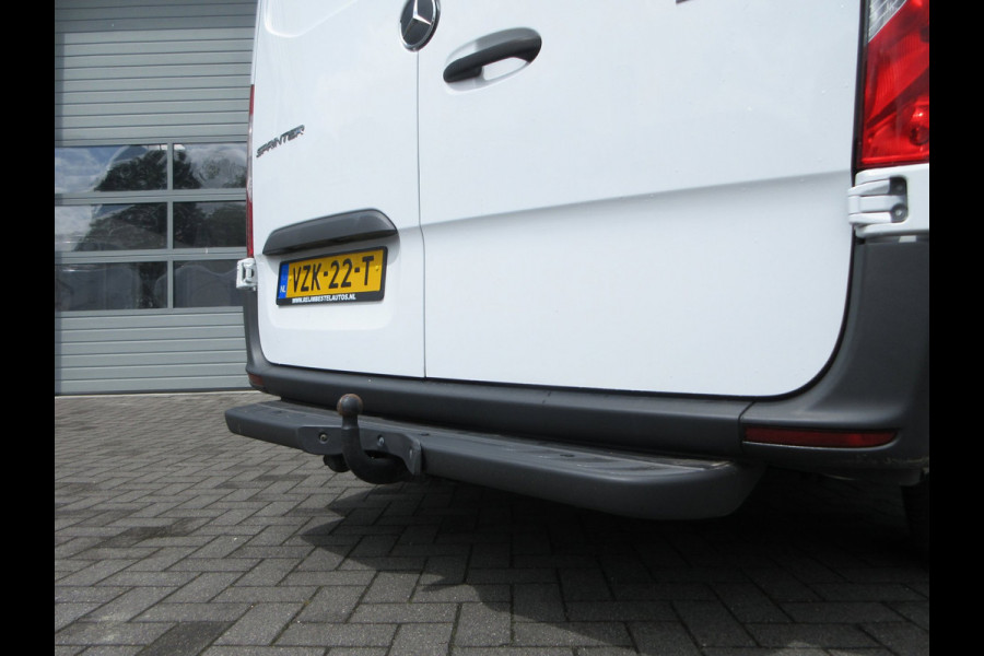 Mercedes-Benz Sprinter 215 CDI L2H2 Airco, Camera, Navigatie ,Trekhaak ,3-Zits.