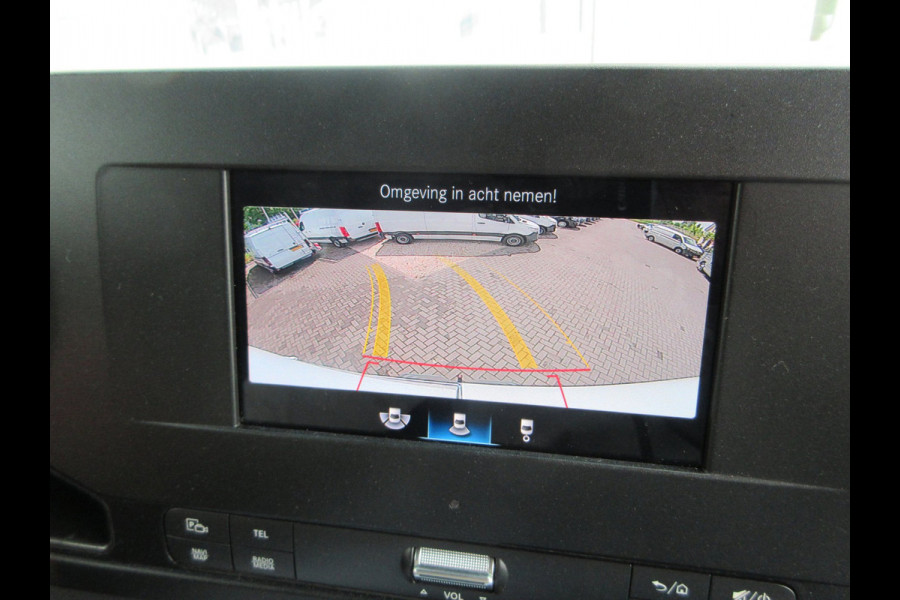 Mercedes-Benz Sprinter 215 CDI L2H2 Airco, Camera, Navigatie ,Trekhaak ,3-Zits.