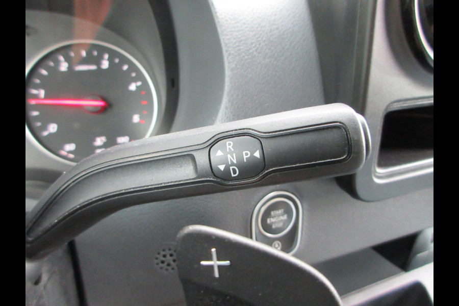 Mercedes-Benz Sprinter 215 CDI L2H2 Airco, Camera, Navigatie ,Trekhaak ,3-Zits.