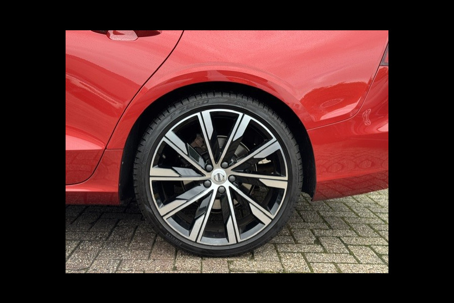 Volvo V60 2.0 D4 Inscription - Dealer onderhouden - Trekhaak