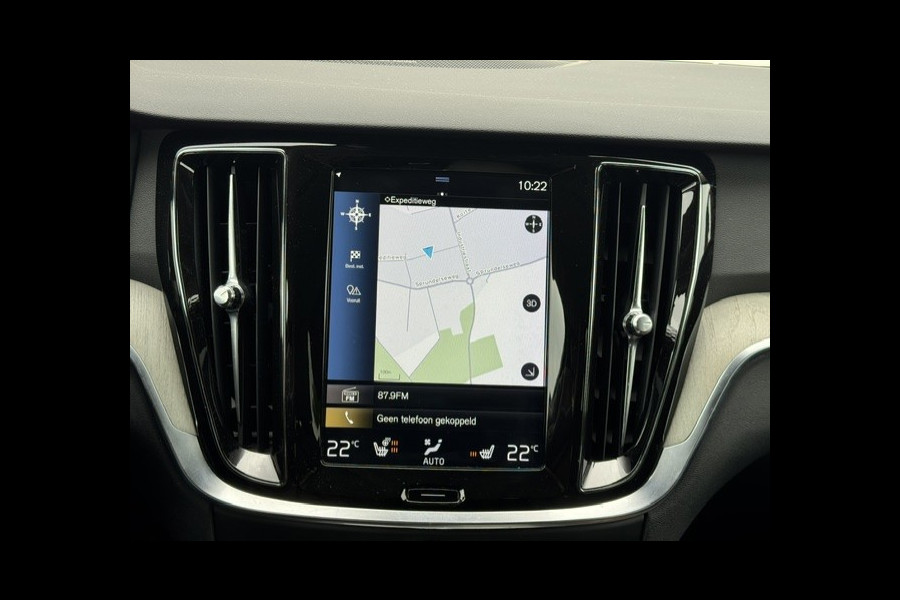 Volvo V60 2.0 D4 Inscription - Dealer onderhouden - Trekhaak