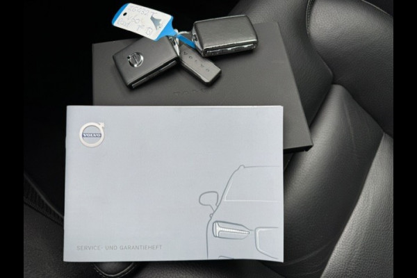 Volvo V60 2.0 D4 Inscription - Dealer onderhouden - Trekhaak