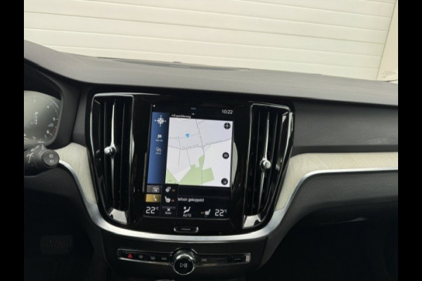 Volvo V60 2.0 D4 Inscription - Dealer onderhouden - Trekhaak