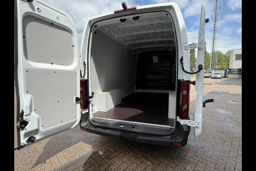 Renault Master Red Edition E-Tech L3H2 VOORRAAD/ 270gr. DEUREN/ BETIMMERING