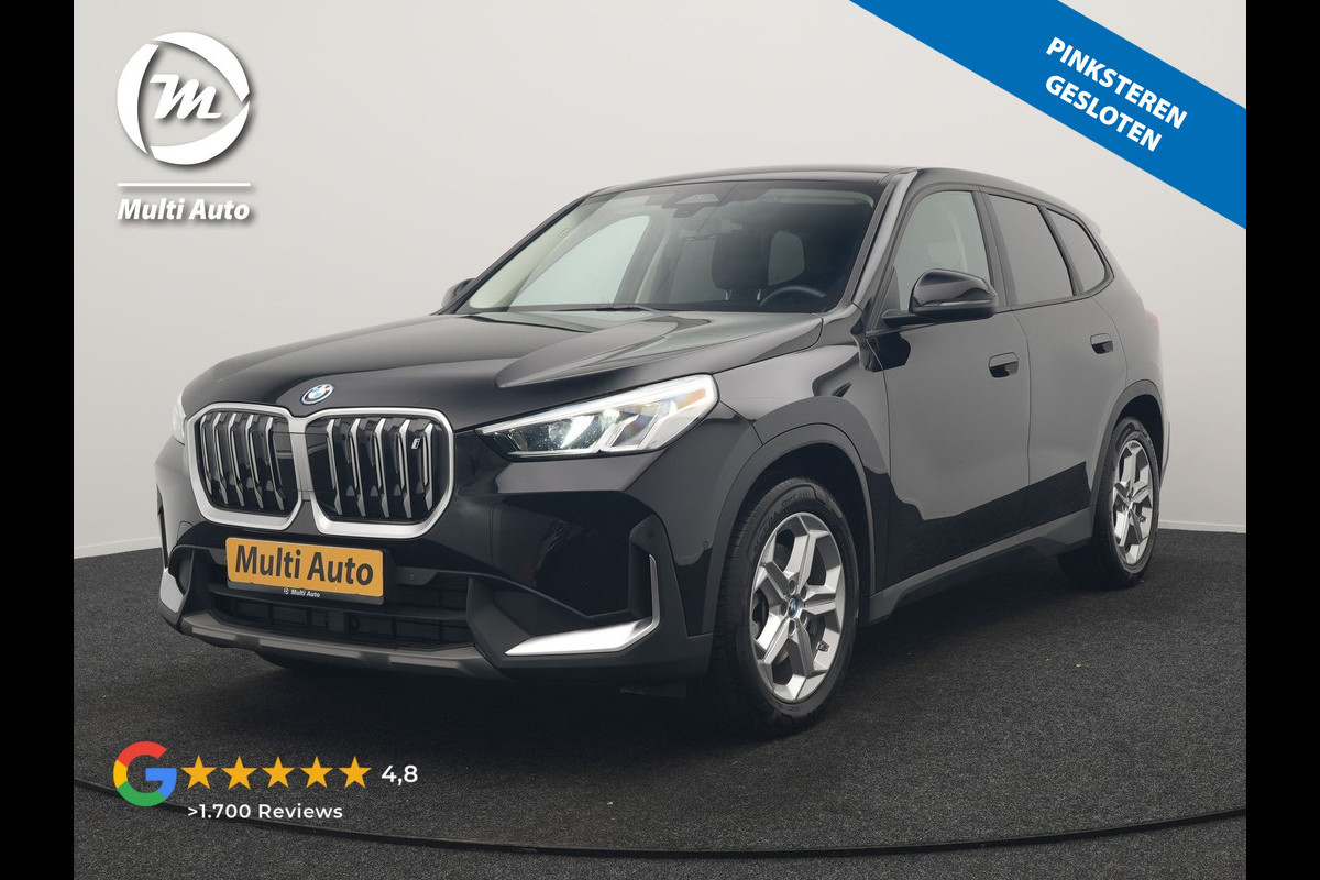 BMW iX1 xDrive30 Launch Edition 67 kWh 313pk Dealer O.H. | Adaptief M Onderstel | Camera | Stoelverwarming | Widescreen Navi | Sfeerverlichting | Apple Carplay | Navigatie | DAB | 18'' L.M. | Virtual | Cruise Control |