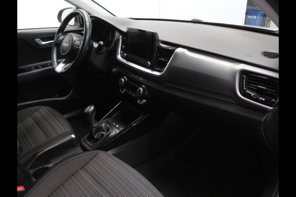 Kia Stonic 1.0 T-GDi MHEV DynamicPlusLine CLIMATE | CAMERA | CARPLAY | LED | LMV16 | NAVI | CRUISE | DAB | PDC