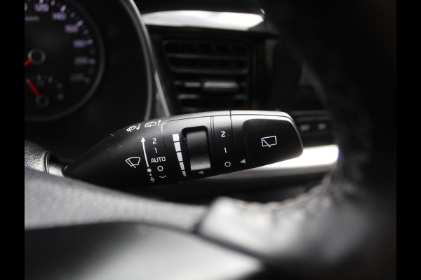 Kia Stonic 1.0 T-GDi MHEV DynamicPlusLine CLIMATE | CAMERA | CARPLAY | LED | LMV16 | NAVI | CRUISE | DAB | PDC