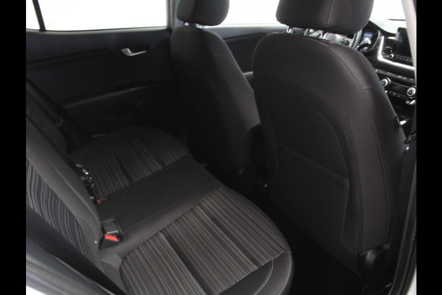 Kia Stonic 1.0 T-GDi MHEV DynamicPlusLine CLIMATE | CAMERA | CARPLAY | LED | LMV16 | NAVI | CRUISE | DAB | PDC