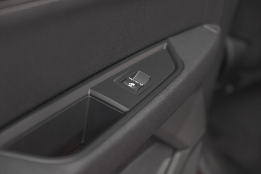 Renault Austral Mild Hybrid 160 X-Tronic | Trekhaak | Camera | Apple Carplay | Parkeersensoren