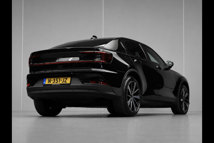 Polestar 2 Standard Range Single Motor 63kWh Sport (APPLE CARPLAY,NAVI,CAMERA,360 VIEW,STOELVERWARMING,LED,SPORTSTOELEN,LM VELGEN)