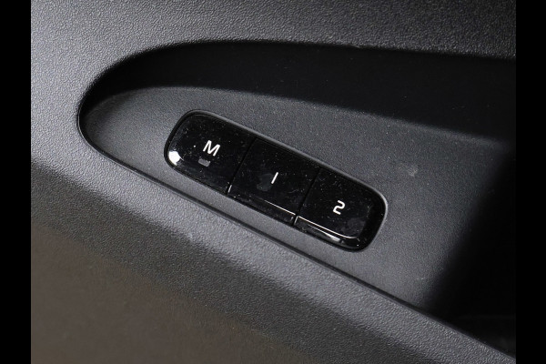 Polestar 2 Standard Range Single Motor 63kWh Sport (APPLE CARPLAY,NAVI,CAMERA,360 VIEW,STOELVERWARMING,LED,SPORTSTOELEN,LM VELGEN)