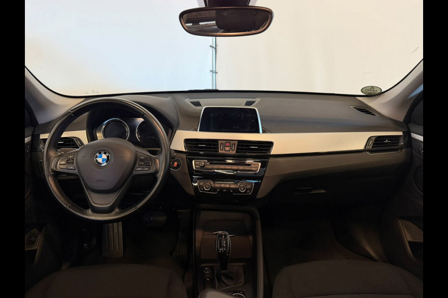 BMW X1 SDrive20i|AUTOMAAT|PANO|INRUIL MOGELIJK|
