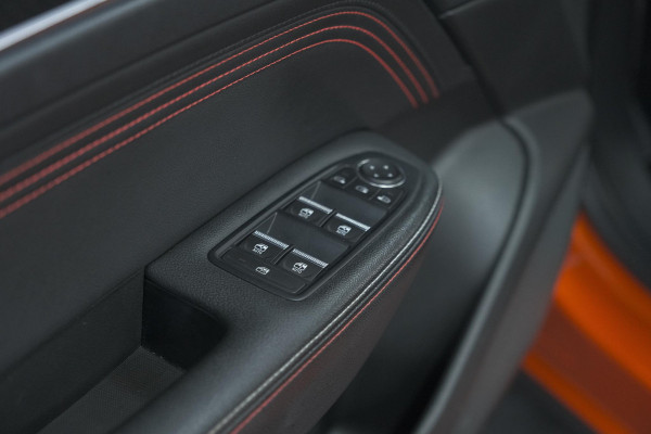 Renault Arkana 1.6 E-Tech Hybrid 145 R.S. Line | 360 Camera | Adaptieve Cruise Control | 9.3 Inch Infotainmentscherm | Pack Winter