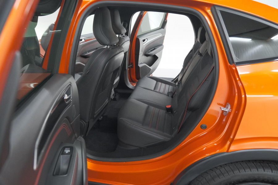 Renault Arkana 1.6 E-Tech Hybrid 145 R.S. Line | 360 Camera | Adaptieve Cruise Control | 9.3 Inch Infotainmentscherm | Pack Winter