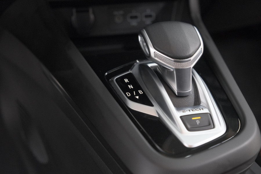 Renault Arkana 1.6 E-Tech Hybrid 145 R.S. Line | 360 Camera | Adaptieve Cruise Control | 9.3 Inch Infotainmentscherm | Pack Winter