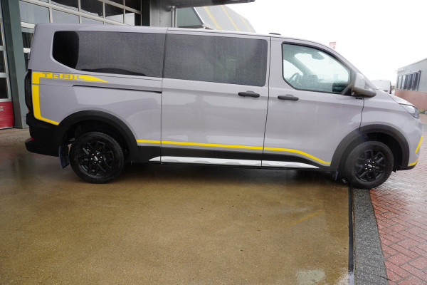 Ford Transit Custom 320L 2.0 TDCI 136PK L2H1 Trail DubbelCabine Schuifdeur L/R Nr. V090 | Airco | Adap | Navi| Camera | Blis | Lm velgen DEMO