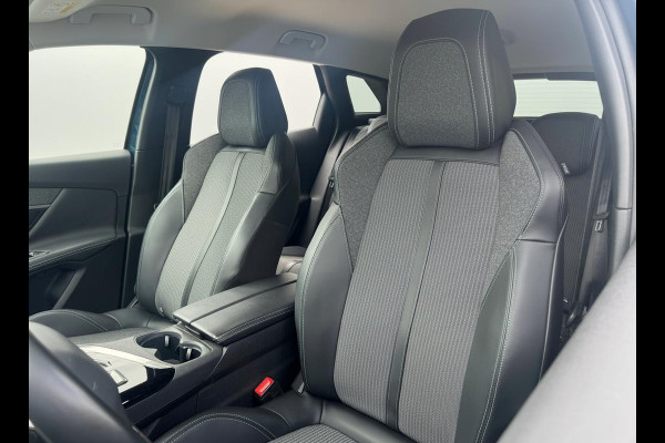 Peugeot 3008 1.6 HYbrid 225 Allure Pack Business