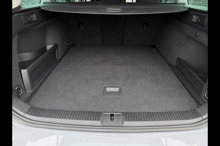 Volkswagen Passat Variant 1.4 TSI PHEV GTE Business | Carplay | Camera | LED | Navi | Adap. Cruise
