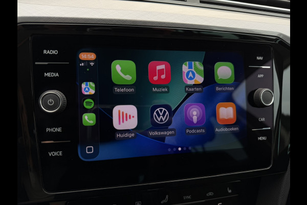 Volkswagen Passat Variant 1.4 TSI PHEV GTE Business | Carplay | Camera | LED | Navi | Adap. Cruise