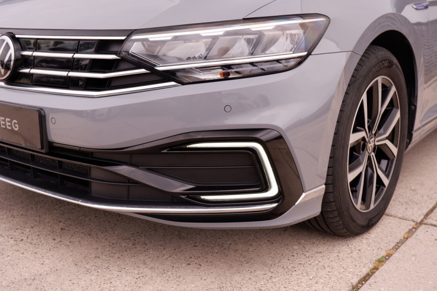 Volkswagen Passat Variant 1.4 TSI PHEV GTE Business | Carplay | Camera | LED | Navi | Adap. Cruise