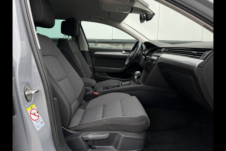 Volkswagen Passat Variant 1.4 TSI PHEV GTE Business | Carplay | Camera | LED | Navi | Adap. Cruise