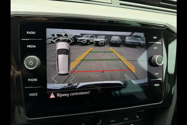 Volkswagen Passat Variant 1.4 TSI PHEV GTE Business | Carplay | Camera | LED | Navi | Adap. Cruise
