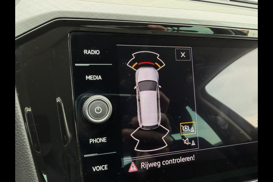 Volkswagen Passat Variant 1.4 TSI PHEV GTE Business | Carplay | Camera | LED | Navi | Adap. Cruise