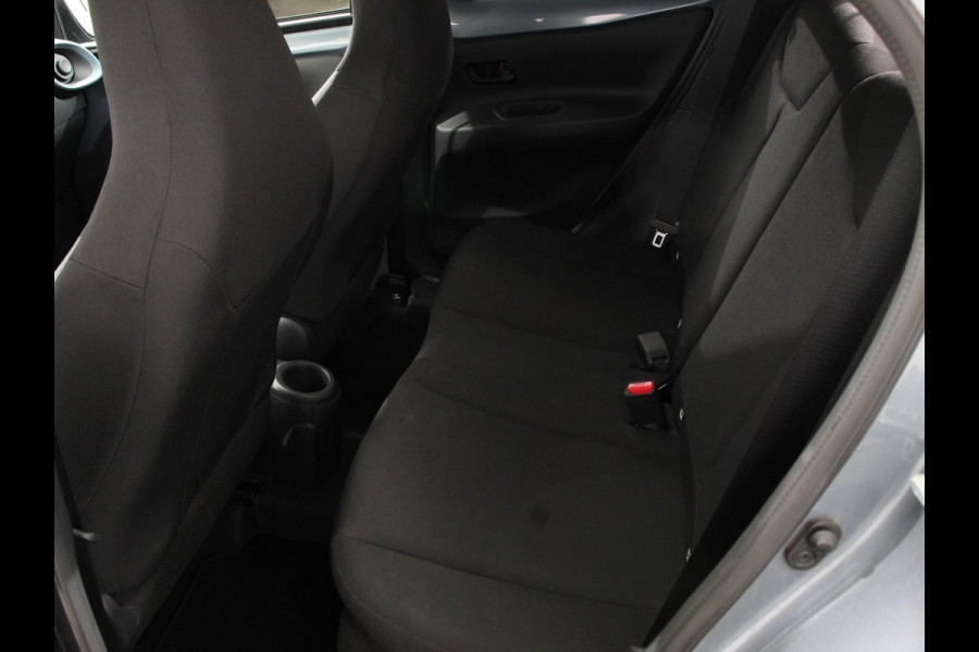 Toyota Aygo X 1.0 VVT-i S-CVT Automaat Trend Navigatie Apple Carplay/Android Auto Climate Control Cruise Control Adaptive 17" Lichtmetalen velgen Camera