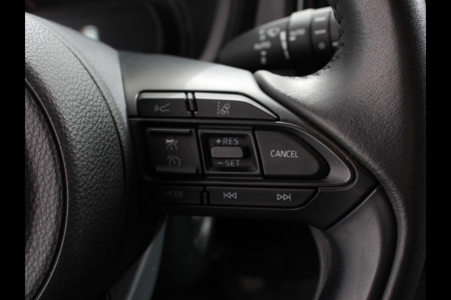 Toyota Aygo X 1.0 VVT-i S-CVT Automaat Trend Navigatie Apple Carplay/Android Auto Climate Control Cruise Control Adaptive 17" Lichtmetalen velgen Camera
