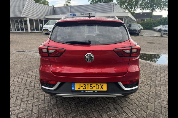 MG Mg Zs EV Luxury 45 kWh | 143pk | Panoramadak | Elektrisch Verstelbare Stoelen | Dodehoeksensoren | SOH 93.6%