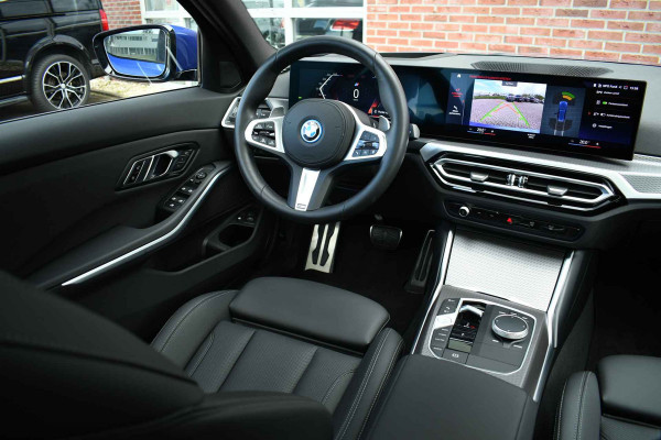 BMW 3 Serie Touring 330e M-Sport Pano ACC H/K El-zetels HUD Dravitgrau 19inch