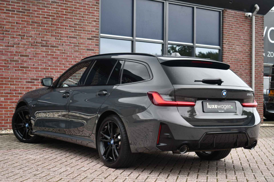 BMW 3 Serie Touring 330e M-Sport Pano ACC H/K El-zetels HUD Dravitgrau 19inch