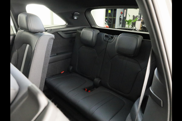 Škoda Kodiaq 1.5 TSI MHEV 150pk Sportline Business 7p | Derde zitrij | Panoramadak | Trekhaak | Light & View | Elek. bestuurdersstoel | Adaptive Cruise | Blind Spot |