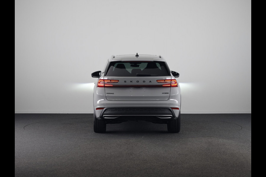 Škoda Kodiaq 1.5 TSI MHEV 150pk Sportline Business 7p | Derde zitrij | Panoramadak | Trekhaak | Light & View | Elek. bestuurdersstoel | Adaptive Cruise | Blind Spot |