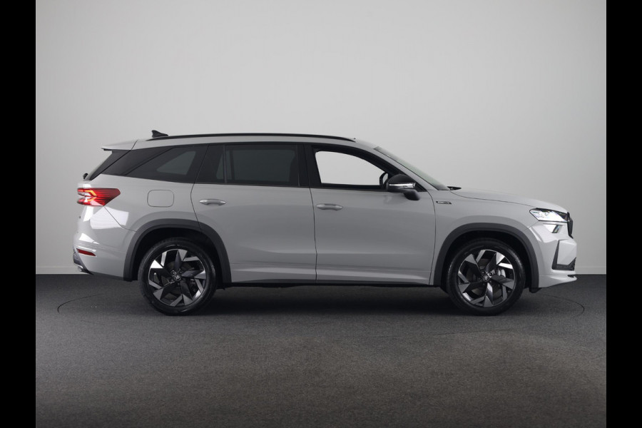 Škoda Kodiaq 1.5 TSI MHEV 150pk Sportline Business 7p | Derde zitrij | Panoramadak | Trekhaak | Light & View | Elek. bestuurdersstoel | Adaptive Cruise | Blind Spot |