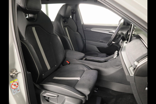 Škoda Kodiaq 1.5 TSI MHEV 150pk Sportline Business 7p | Derde zitrij | Panoramadak | Trekhaak | Light & View | Elek. bestuurdersstoel | Adaptive Cruise | Blind Spot |