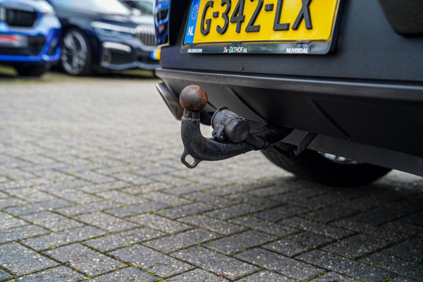 Porsche Macan 3.0 S | Panorama | Facelift | Luxe Leder | Camera | Lane assist | Bose Sound | Cruise control adaptief | Luchtvering